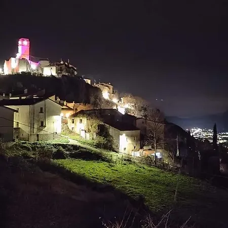 Апартаменты Anny's House Rocca Cinquemiglia